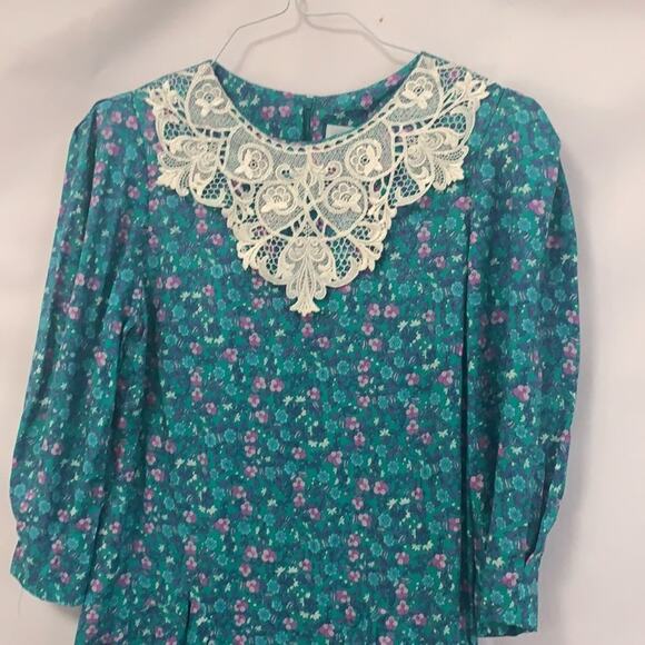 JANE SCHAFFHAUSEN MULTI LACE PRINT DRESS‎  6 - Picture 4 of 10